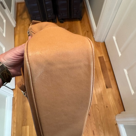 Coach VINTAGE Light Tan Hampton Shoulder Bag - 2001 Style #7783 - EUC - Picture 5 of 10